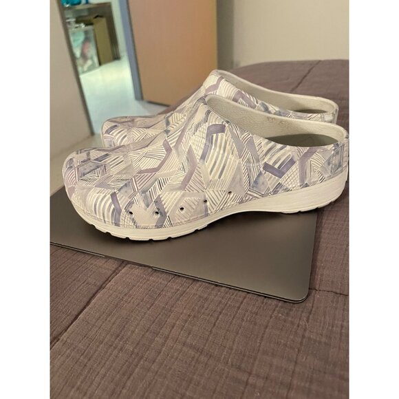 Dansko Kane Womens Clogs Shoes Size 41 Gray Slip On Molded - Picture 2 of 9